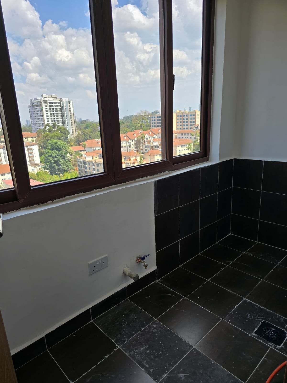 places with pool facilities for sale in Nairobi