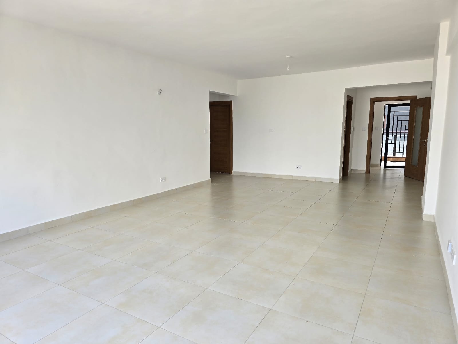 places with pool facilities for sale in Nairobi