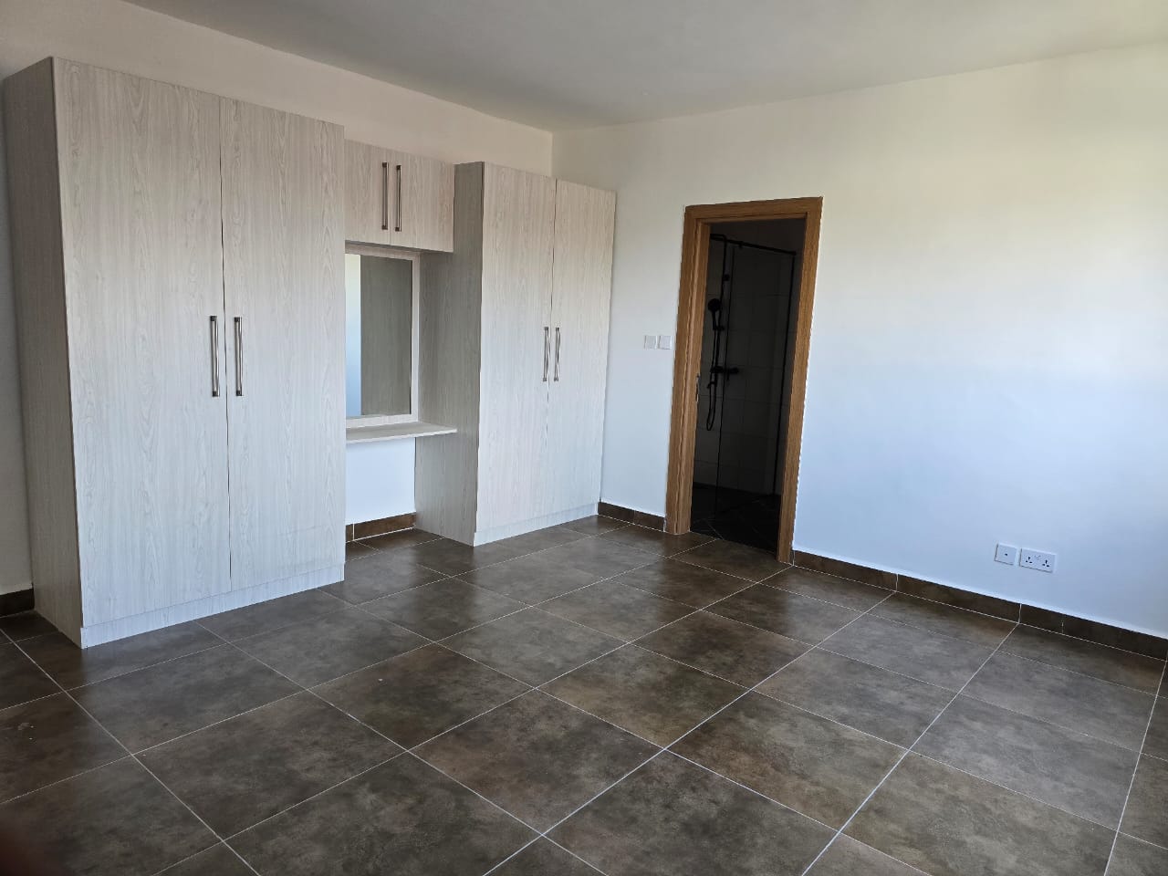 places with pool facilities for sale in Nairobi
