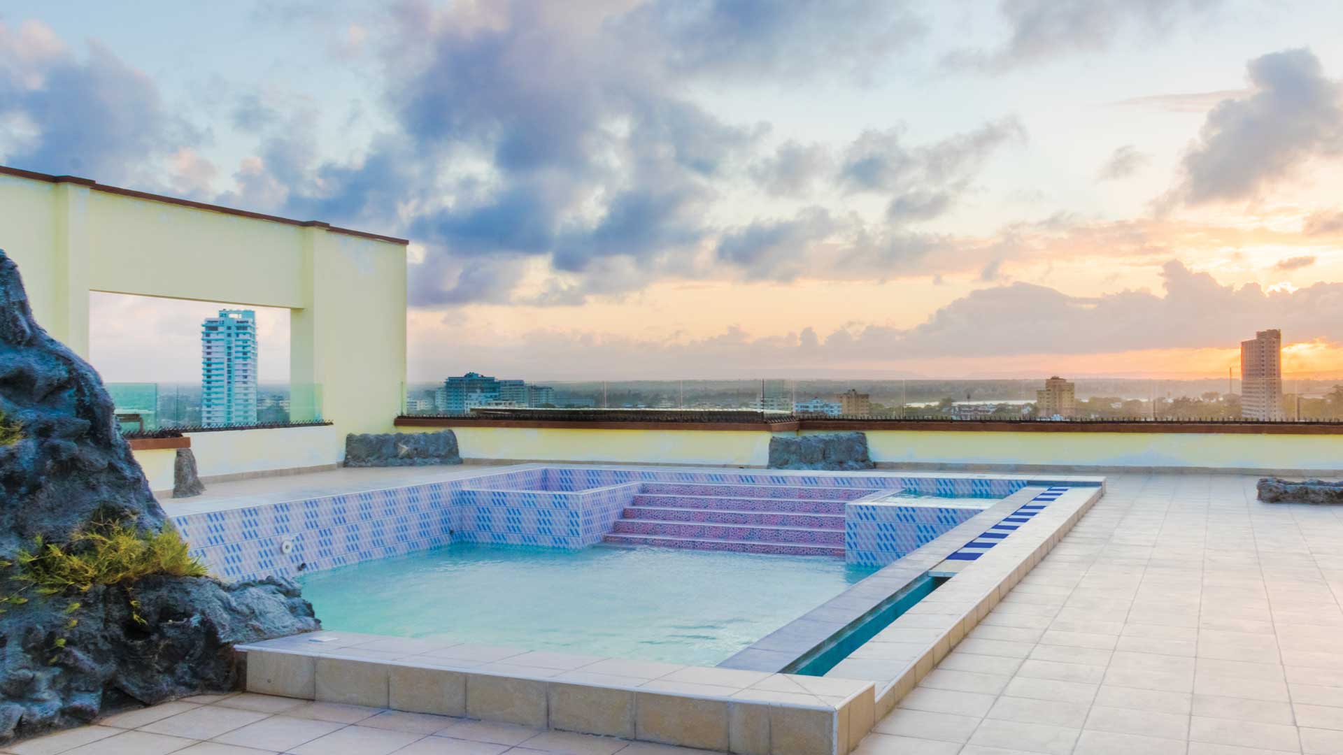 apartments with pool facility